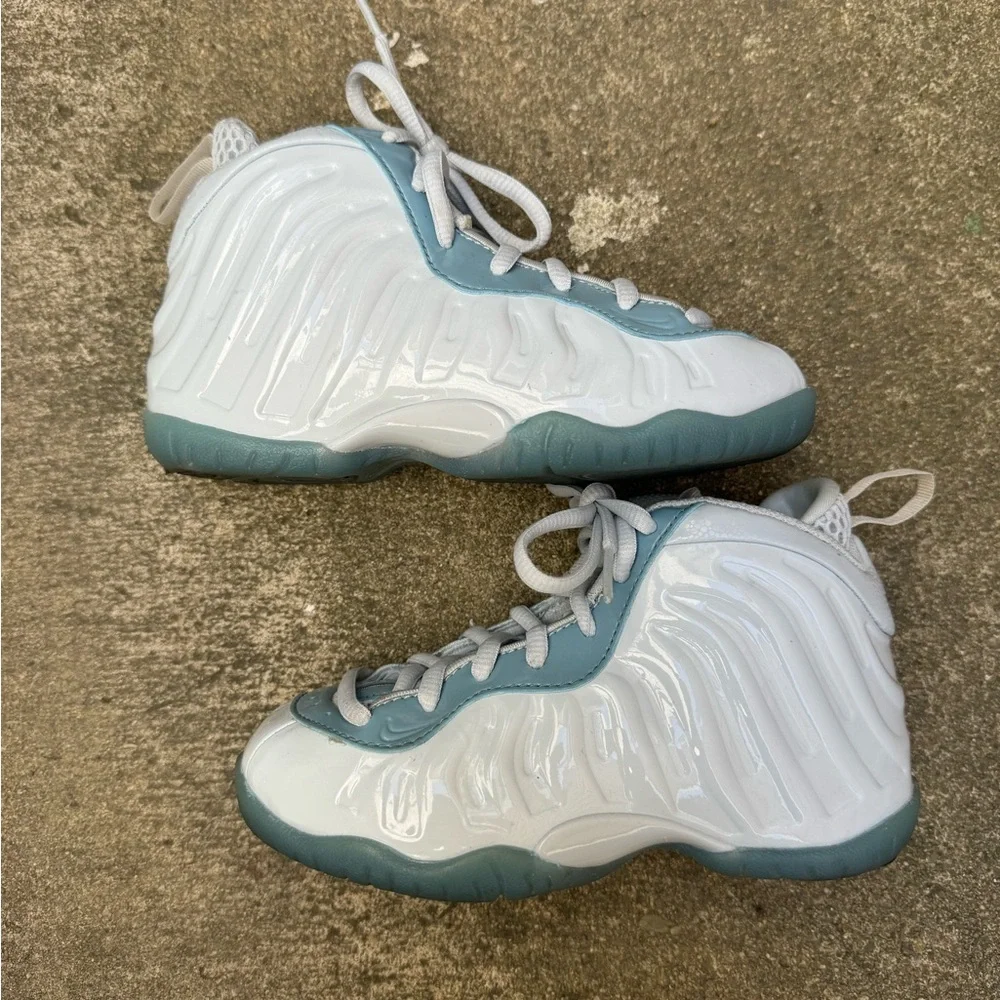 Nike Little Posite One GS Aura Blue White Youth Size 11C DM1090-400 FOAMPOSITE